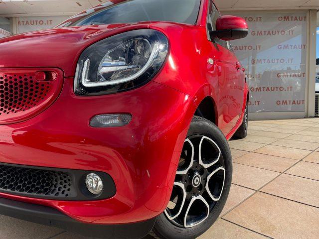 SMART ForFour 0.9 90CV AUTOMATICA PRIME NAVIGATORE LED