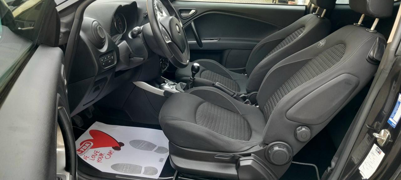 Alfa Romeo MiTo 1.4 tb Distinctive Sport pack 135cv