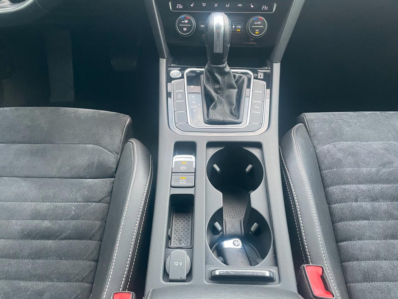 Volkswagen Passat Variant 2.0 TDI SCR 190 CV DSG Executive BMT