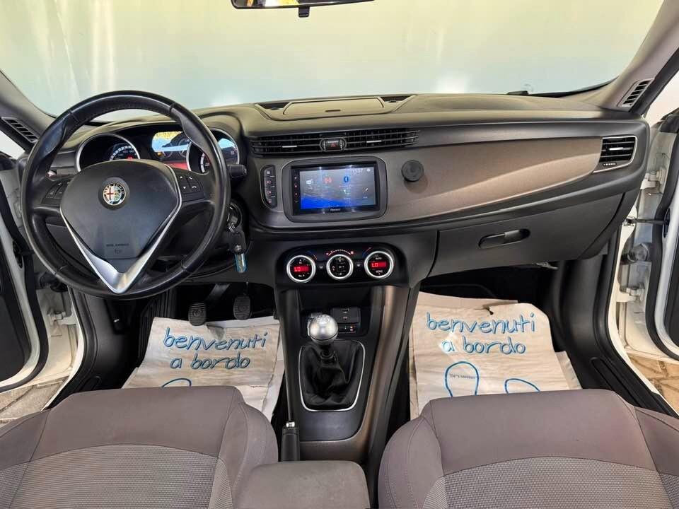 Alfa Romeo Giulietta 1.6 JTDm-2 105 CV Exclusive