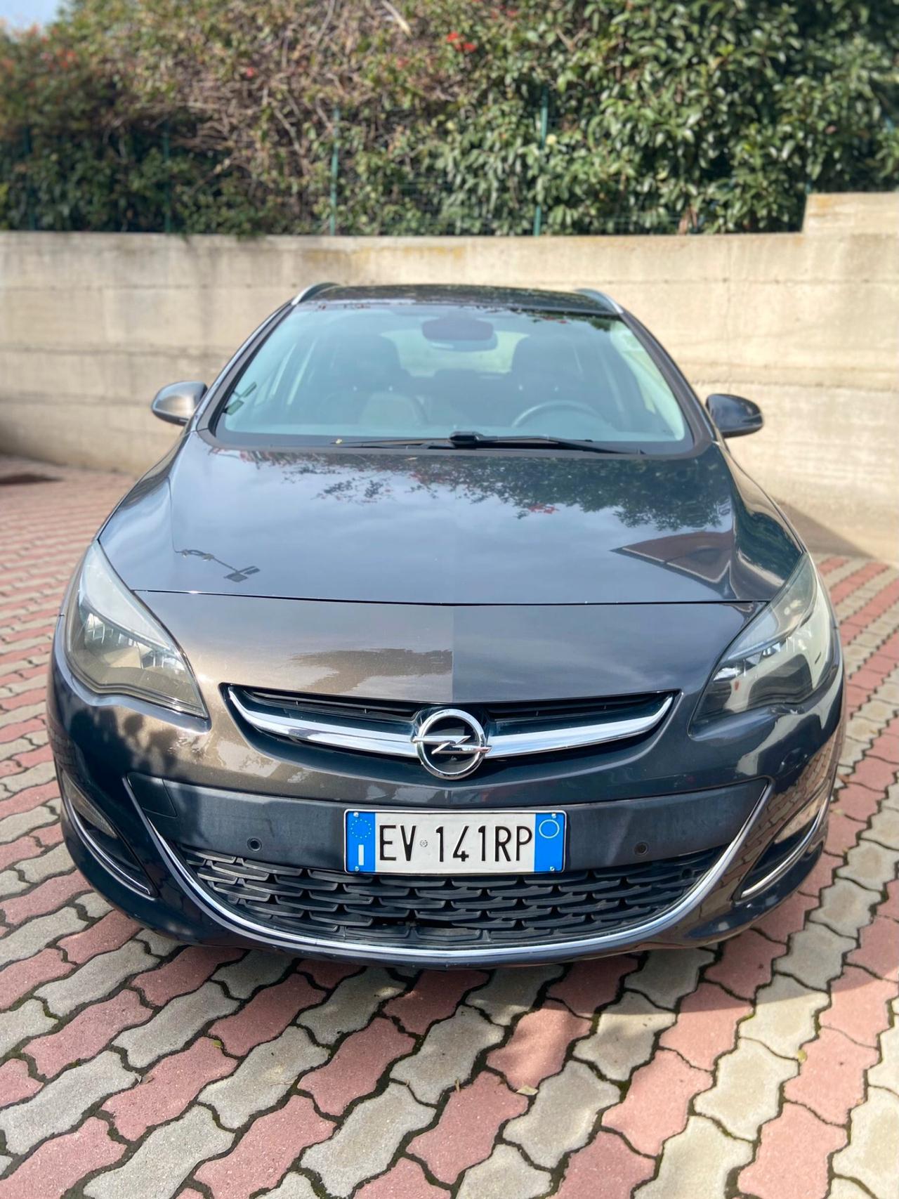 Opel Astra Sports Tourer 1.7 TDCI 130cv Cosmo