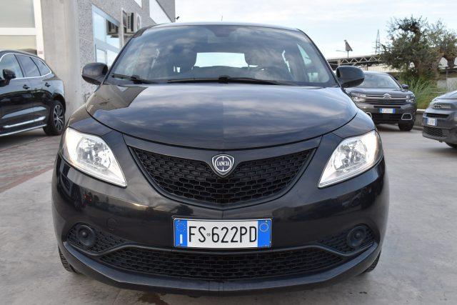 LANCIA Ypsilon 1.2 69 CV 5 porte Gold