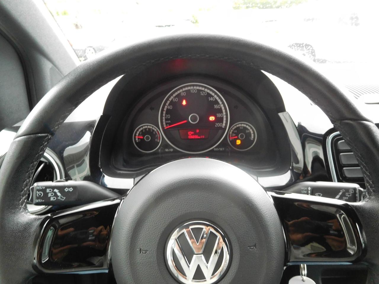 Volkswagen up! 1.0 75 CV 5p. high up!