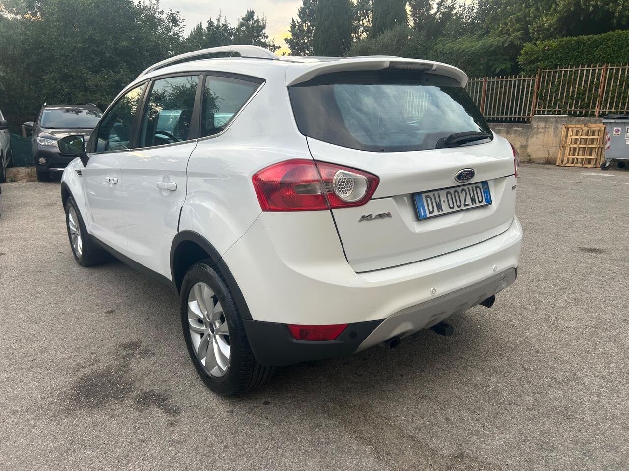 Ford Kuga 2.0 TDCi 4WD Gancio Traino 100000km