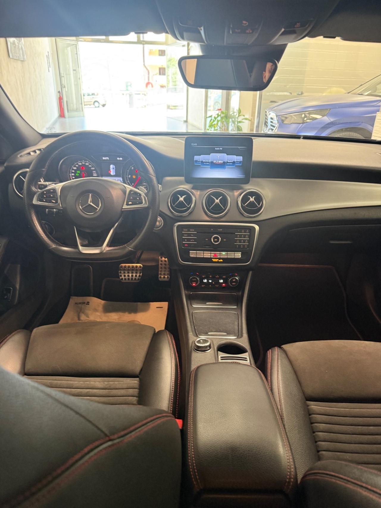 Mercedes-benz GLA 200 d Automatic Premium
