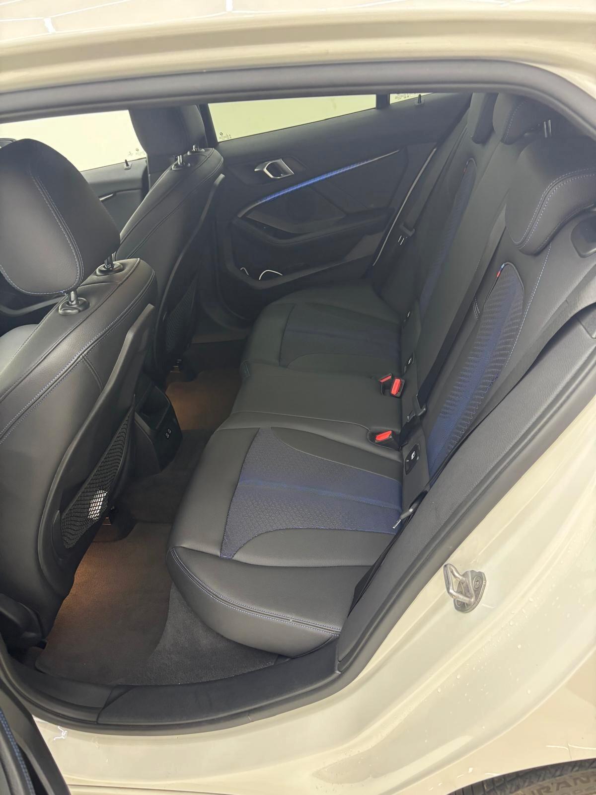 Bmw 116 116d 5p. Msport