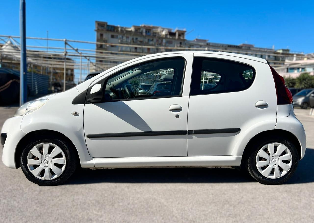 PEUGEOT 107 1.0 Active C/A 5p - 2014