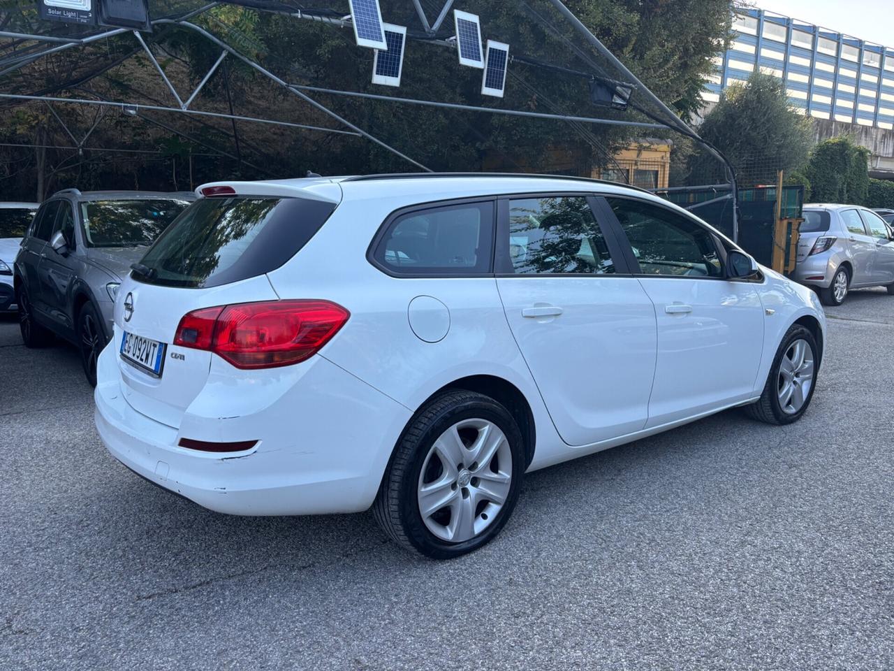 Opel Astra 1.7 CDTI 110CV s.w. OK Neopatentati