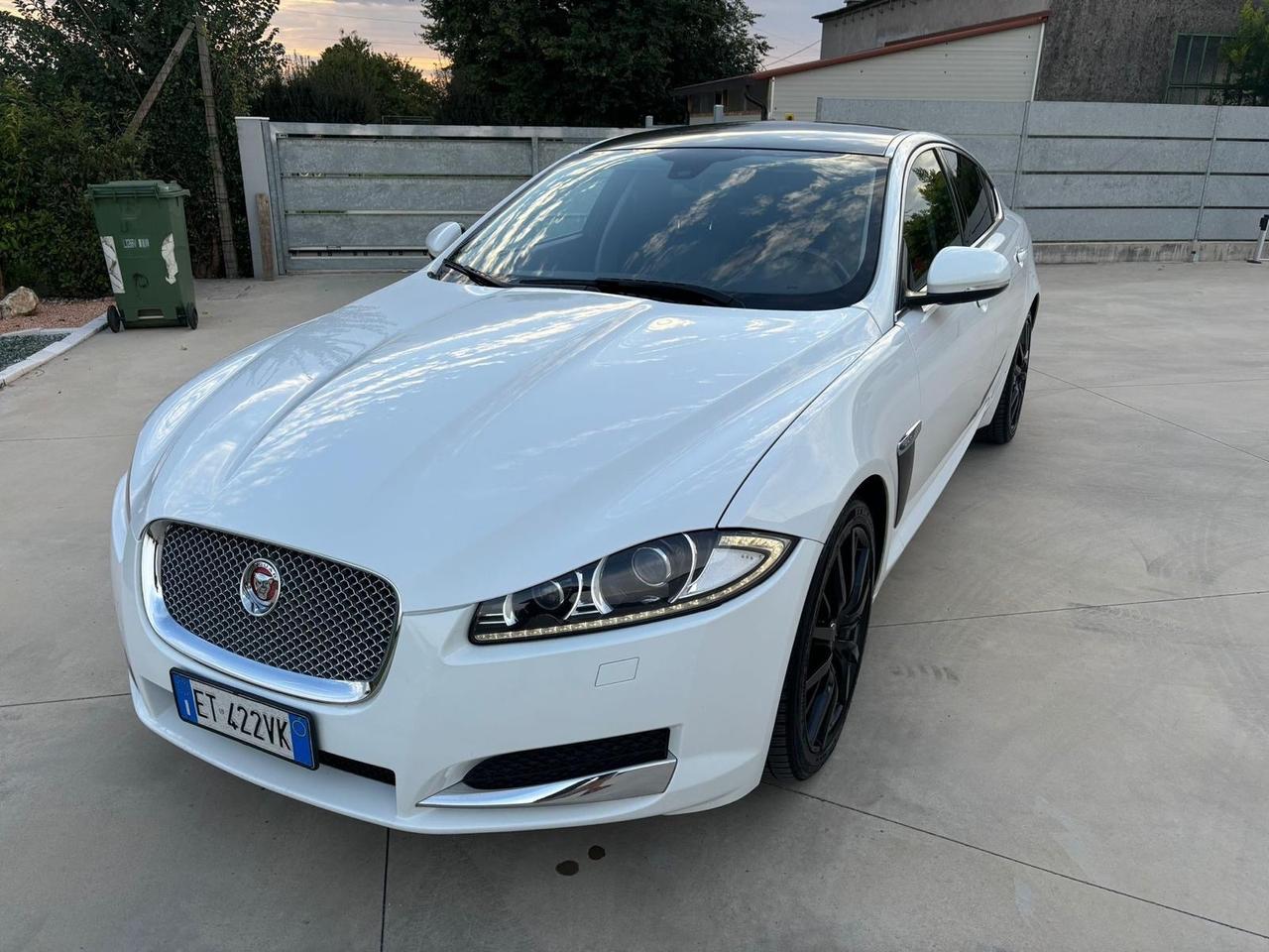 Jaguar XF 2.2 D 200 CV Premium Luxury