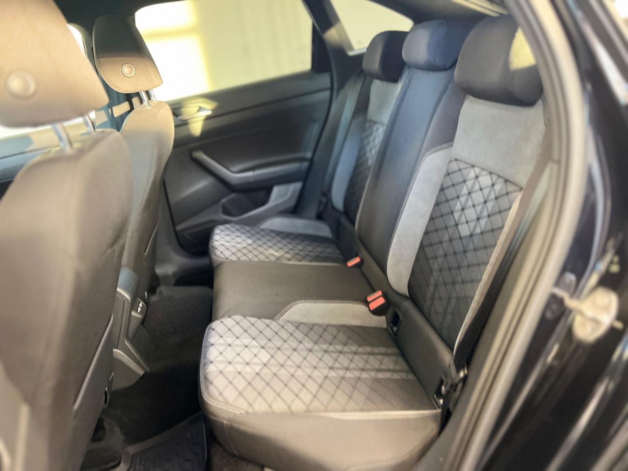 Volkswagen Taigo 1.0 TSI 115 CV R-Line Plus