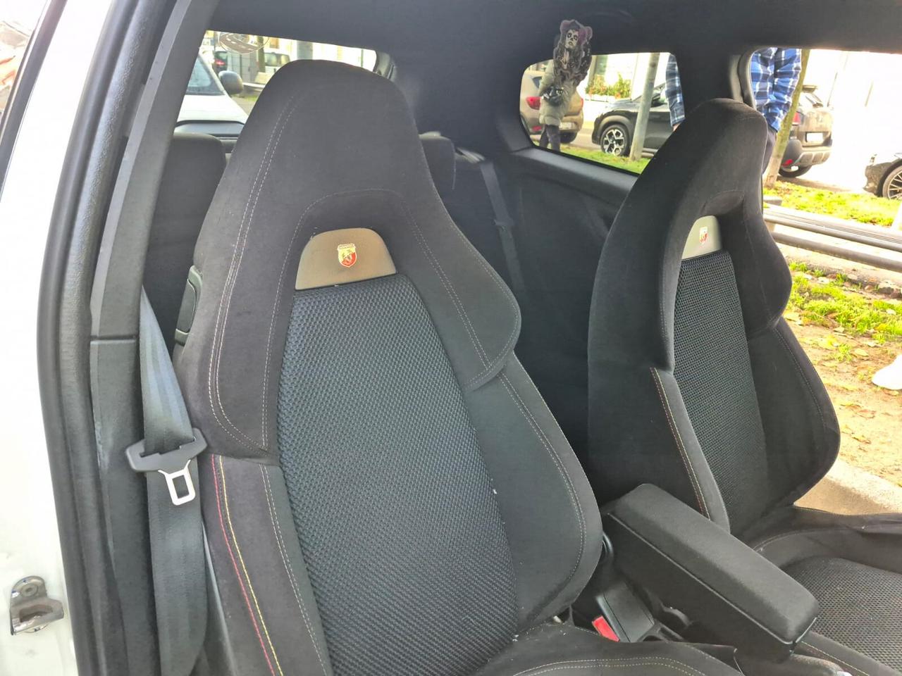 Abarth Punto EVO 1.4Distribuzione effettuata