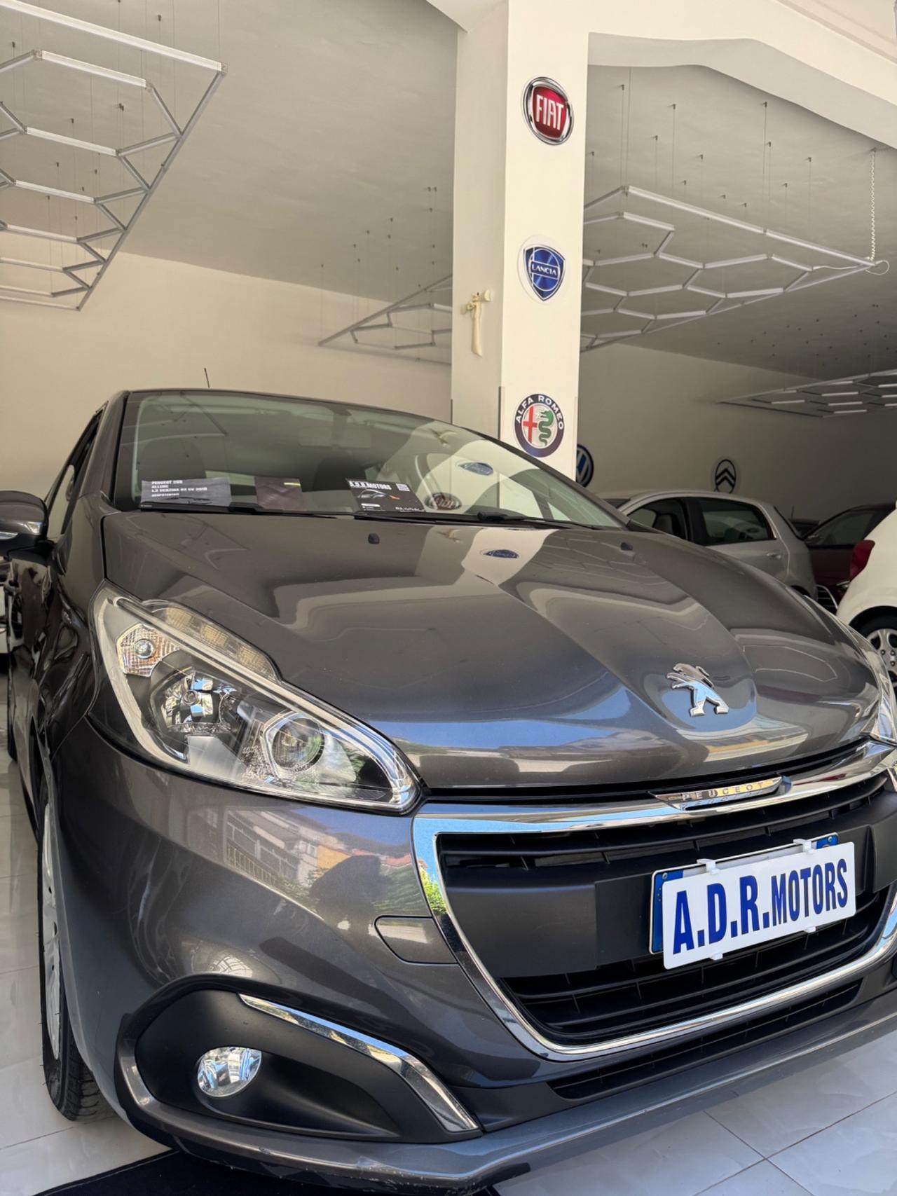 Peugeot 208 PureTech 82 5 porte Allure