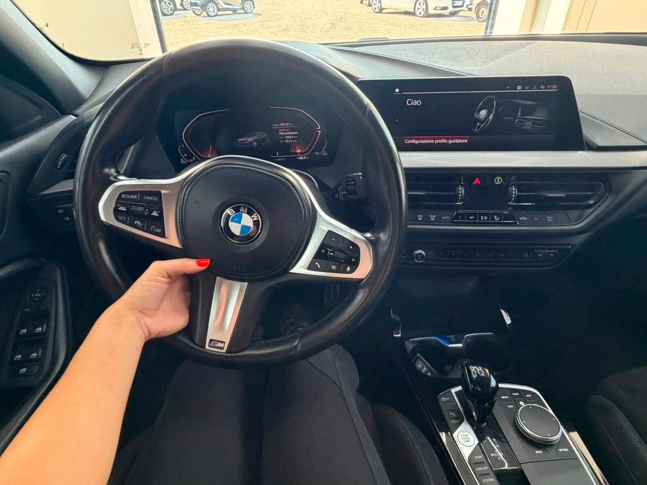 Bmw 118 118d 5p. Msport