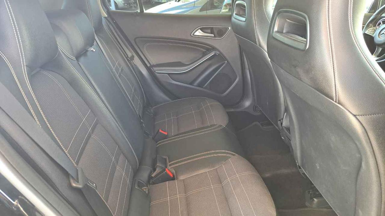 Mercedes-benz GLA 200 d Automatic 4Matic Premium