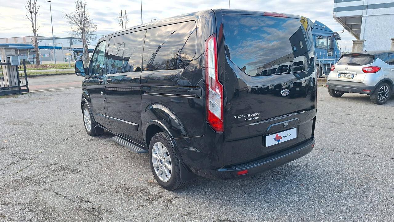 Ford Tourneo Custom 320 2.0 EcoBlue 170CV aut. PC Titanium