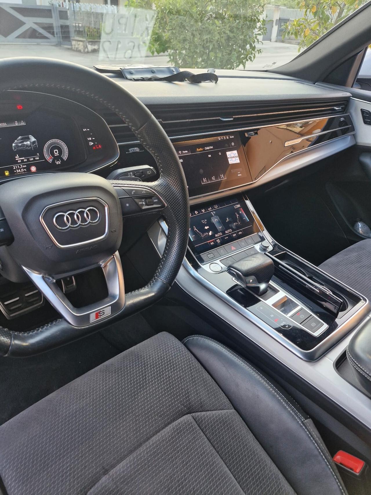 Audi Q8 50 TDI 286 CV quattro tiptronic Sport
