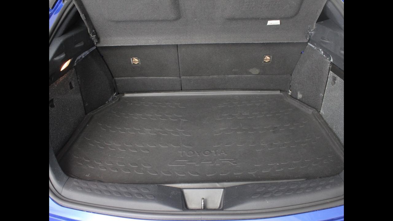 TOYOTA C-HR I 2020 - C-HR 2.0h Trend e-cvt