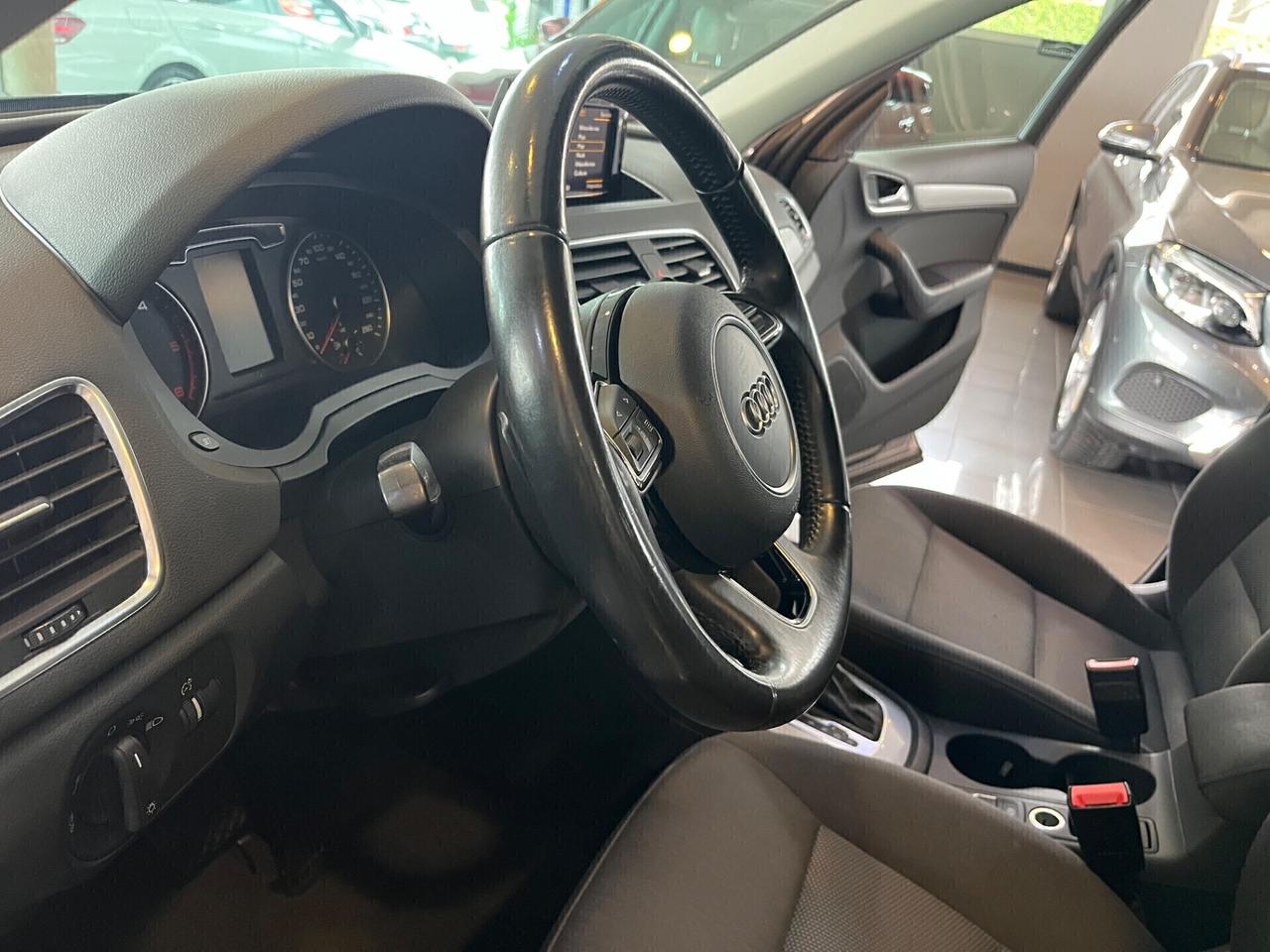 Audi Q3 2.0 TDI 150 CV quattro S tronic Sport