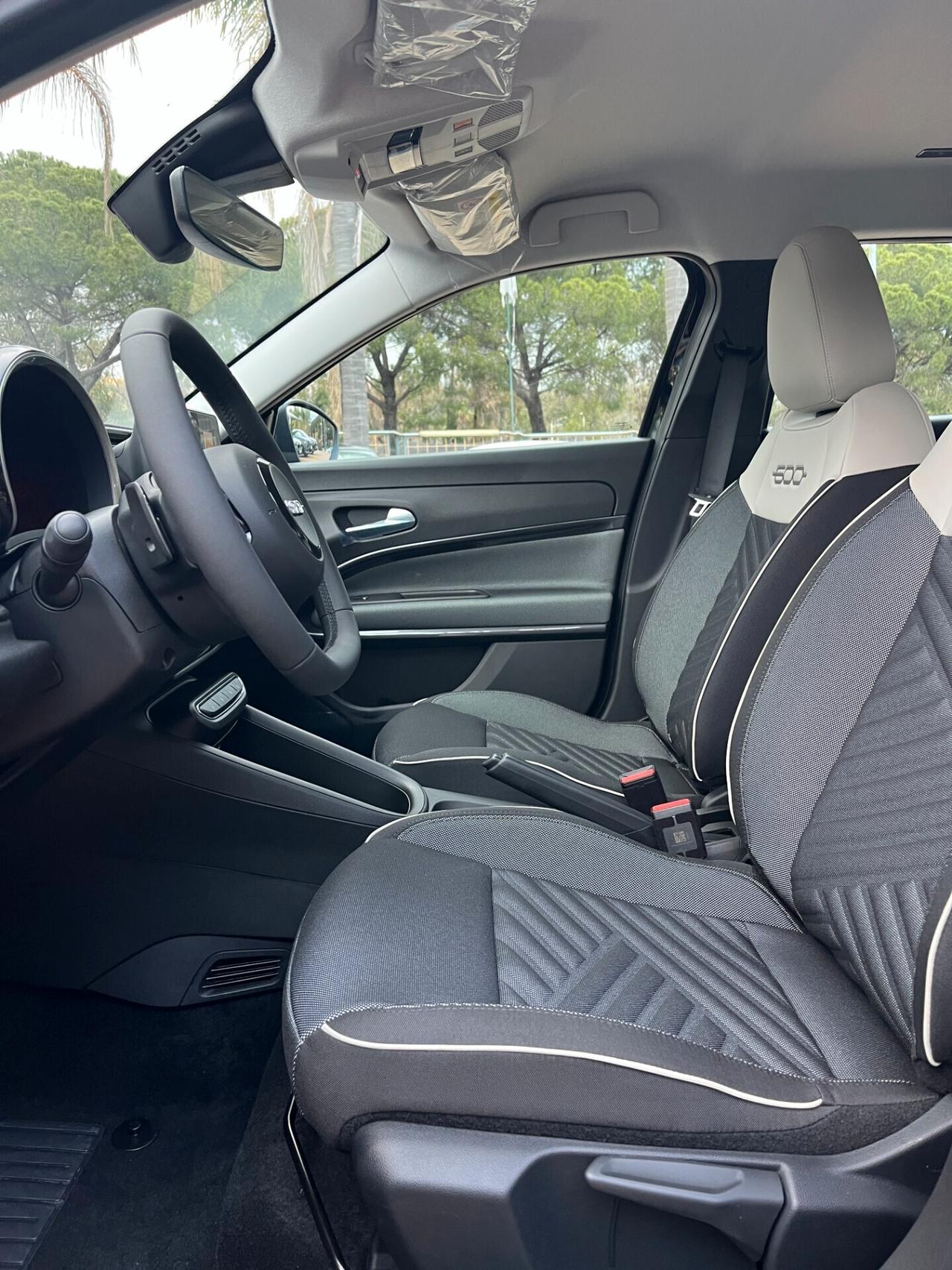 Fiat 600 Hybrid 100 CV DCT MHEV