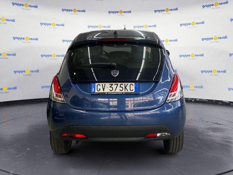 Lancia Ypsilon III 2015 1.0 firefly hybrid Gold s&s 70cv