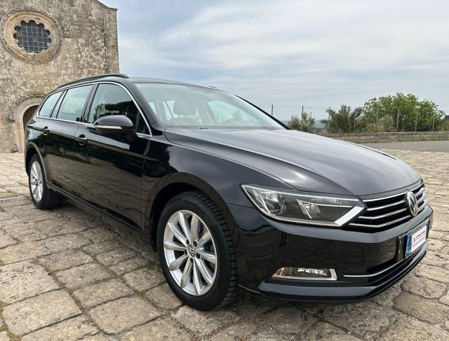 VOLKSWAGEN Passat Variant 1.6 TDI BMT 120cv (Navi/APP/BT