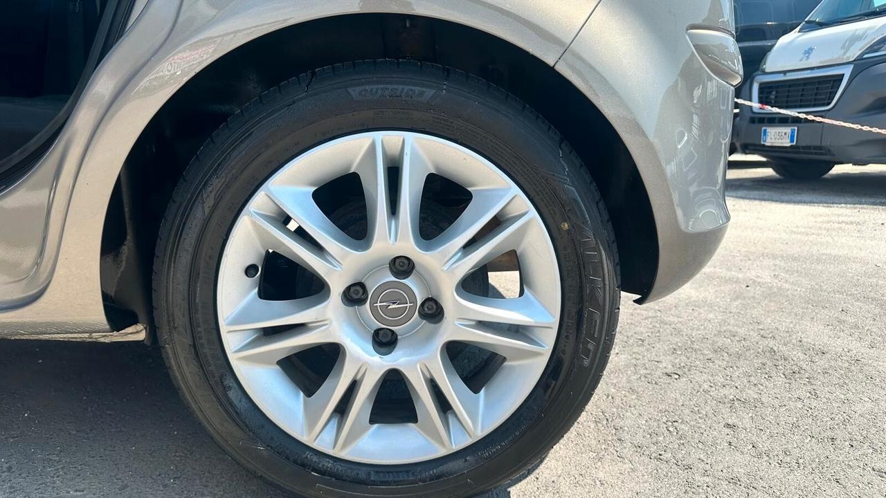 Opel Corsa 1.2 5 porte KM CERTIFICATI