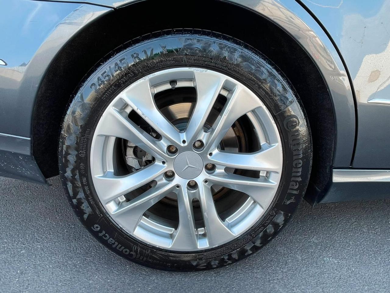 Mercedes-benz E 220 CDI Avantgarde
