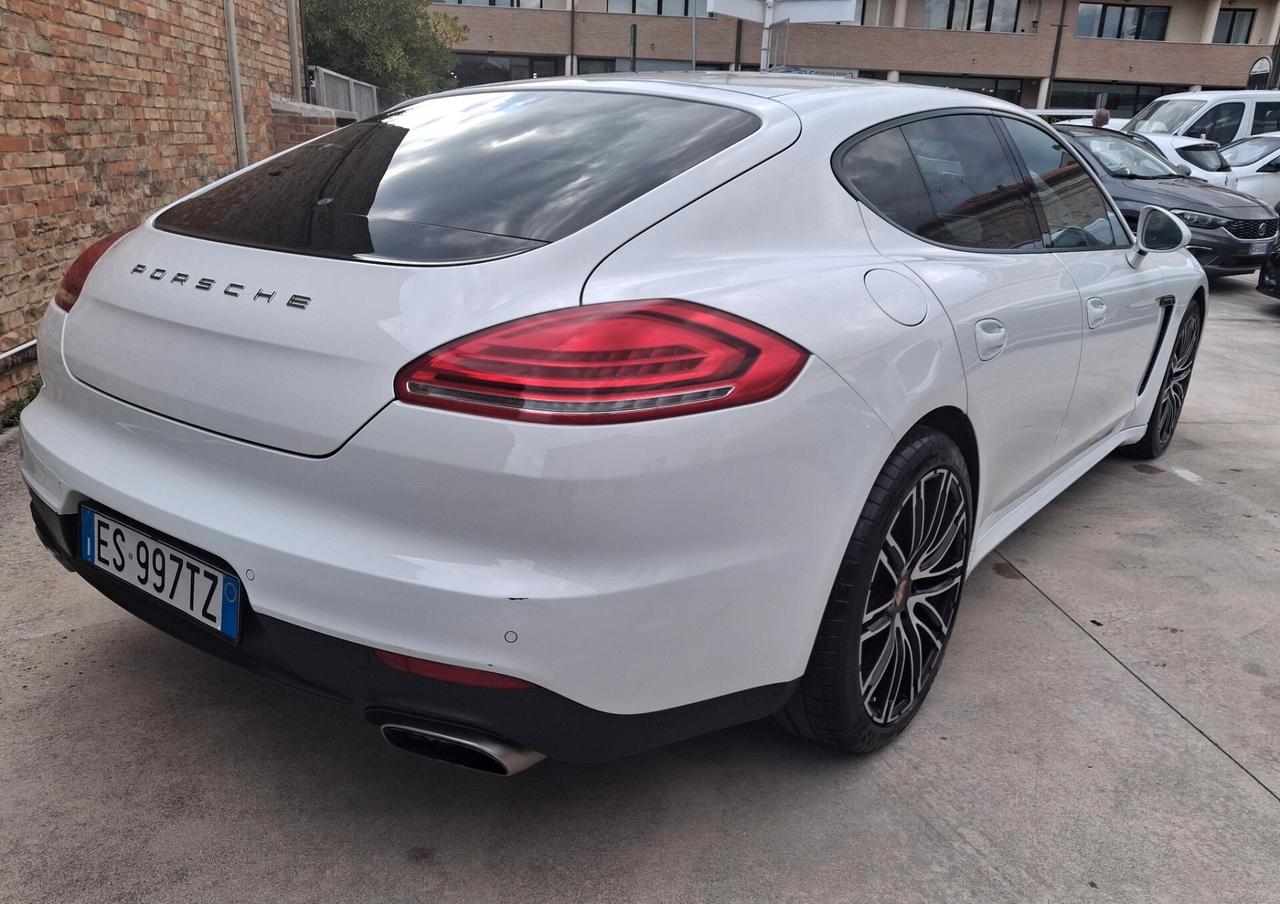 Porsche Panamera 3.0 Diesel
