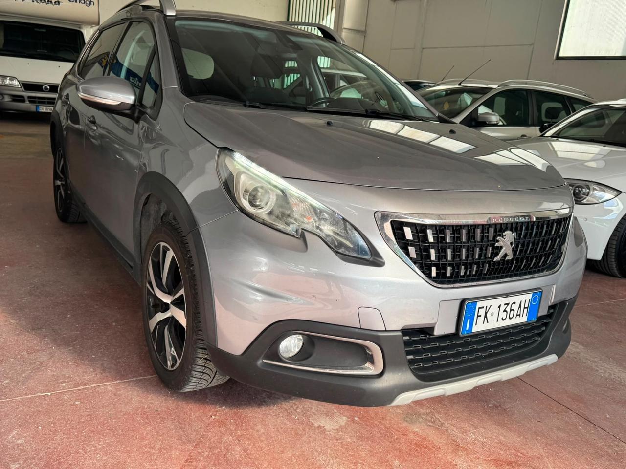 Peugeot 2008 BlueHDi 120 S&S Black Matt NEOPATENTATI