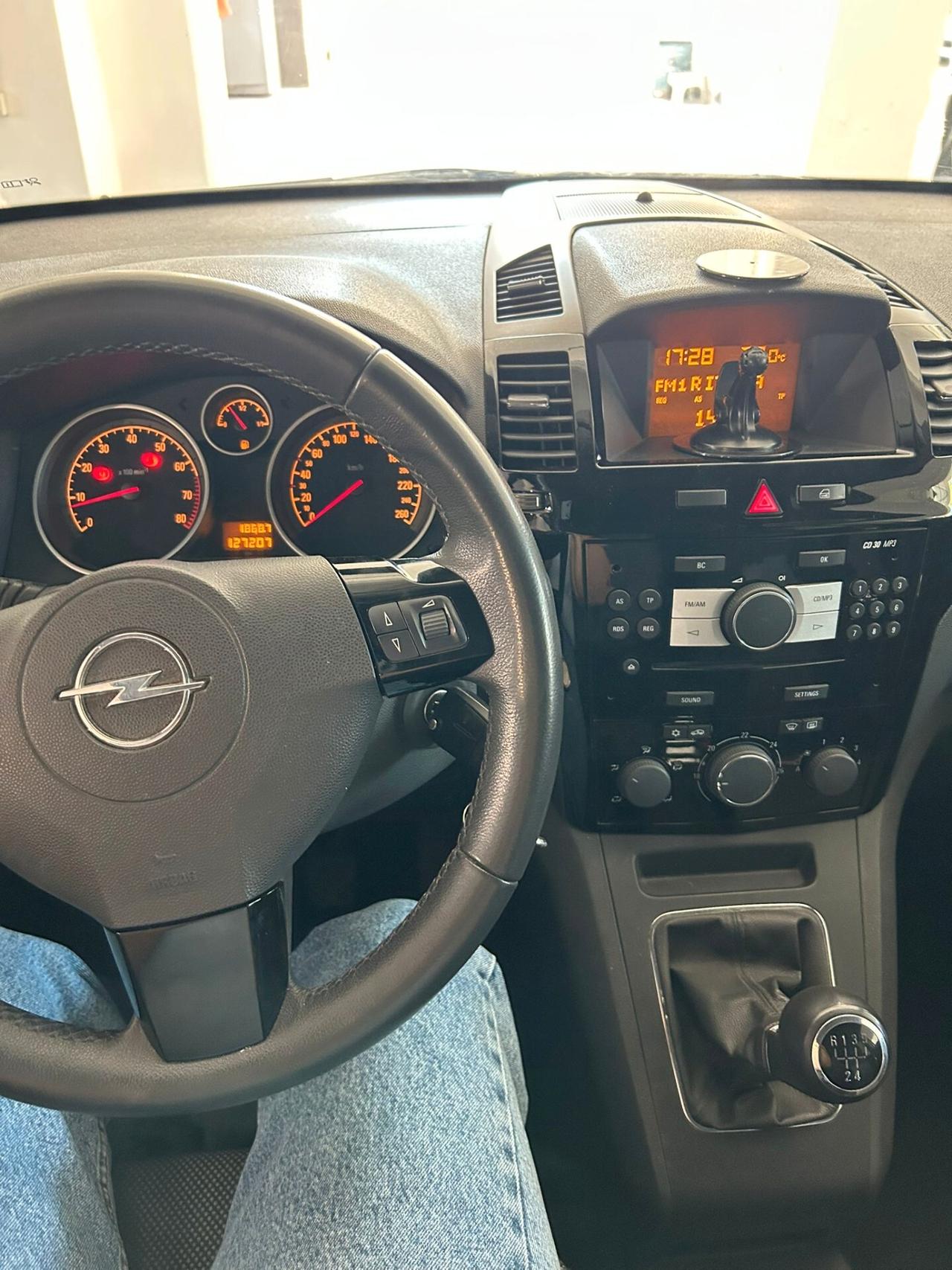 Opel Zafira 1.6 16V VVT One