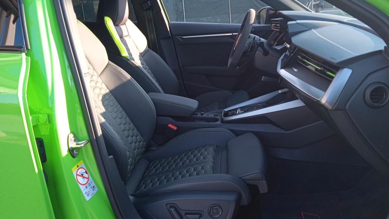 Audi A3 RS 3 TFSI quattro S tronic