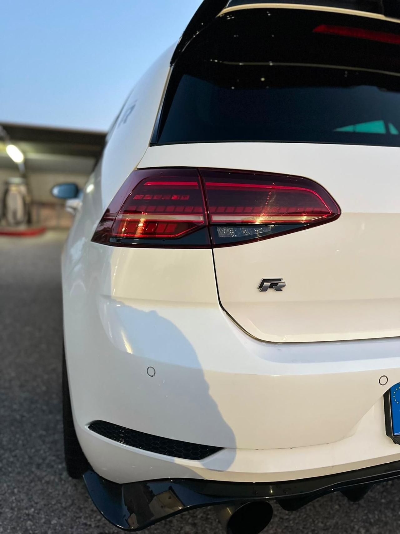 VOLKSWAGEN GOLF 7.5 R-LINE PERFORMANCE DSG – FULL OPTIONAL