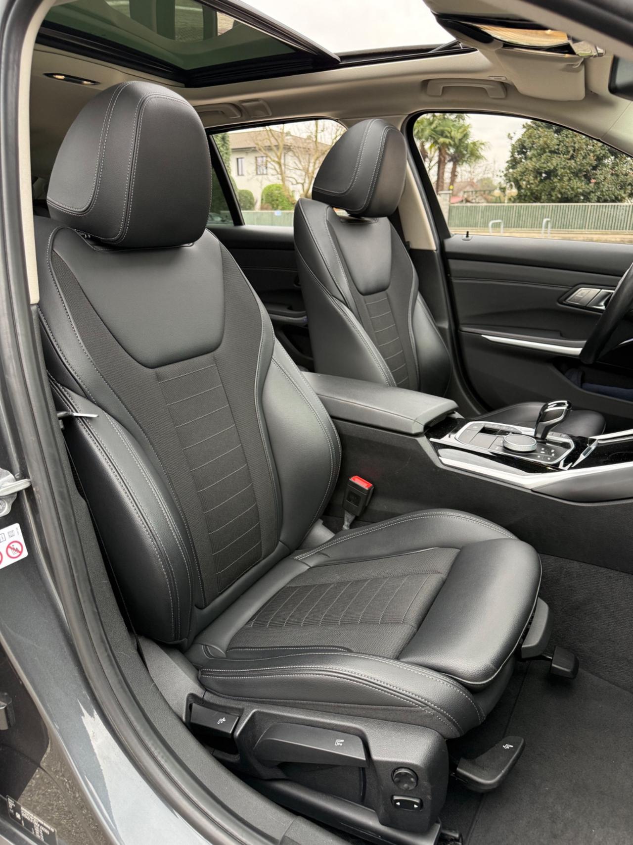 Bmw 318 d 150Cv Touring Automatic*Navi*Panorama*Full