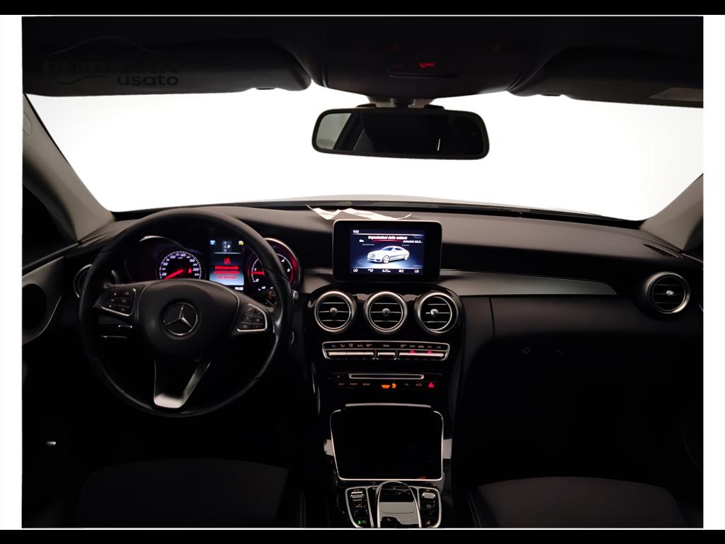 Mercedes-Benz Classe C-C205 2016 Coupe - C Coupe 220 d Premium 4matic auto