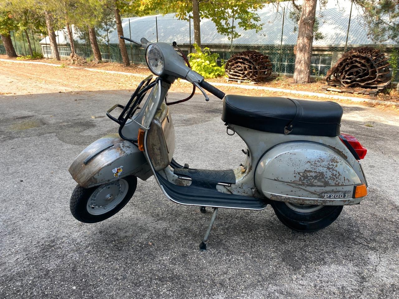 Piaggio Vespa 200 PX