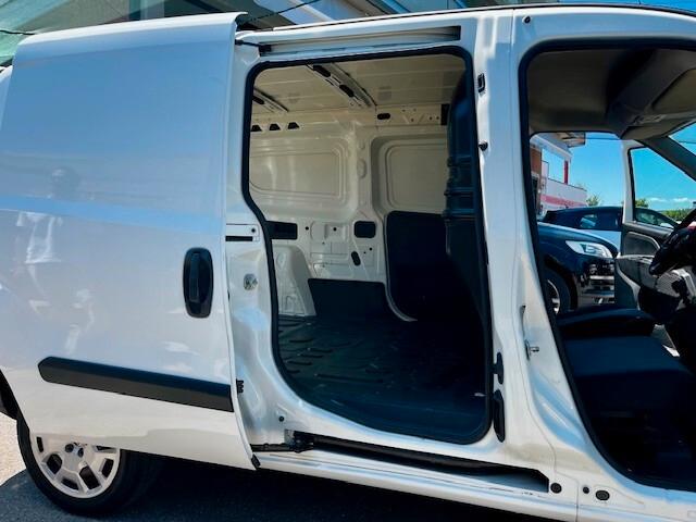 Fiat Doblo 1.4 tjt 16v natural power Maxi 120cv 3 POSTI