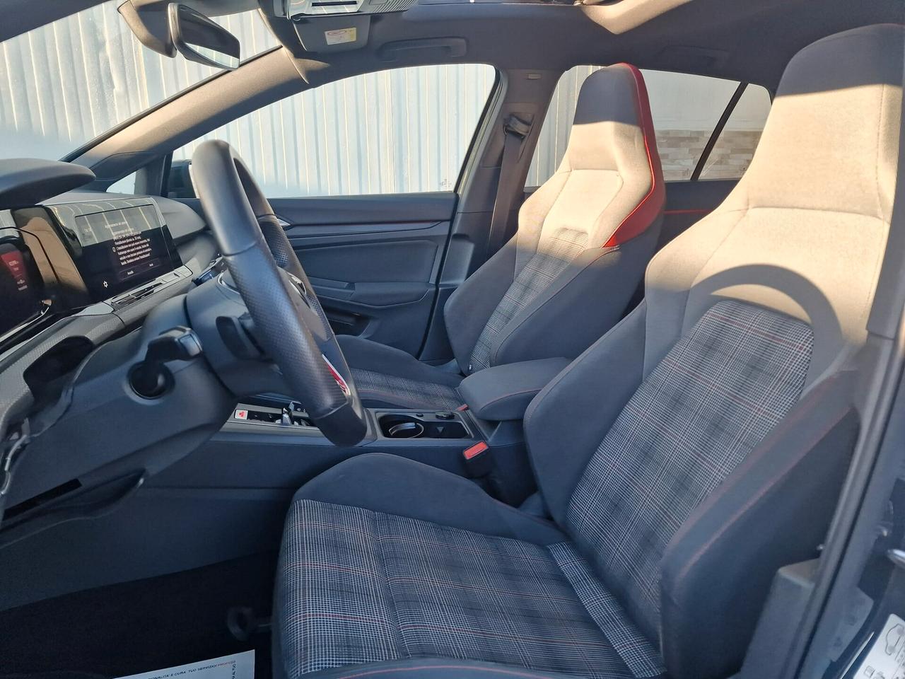 Golf GTI 2.0 TSI 245CV