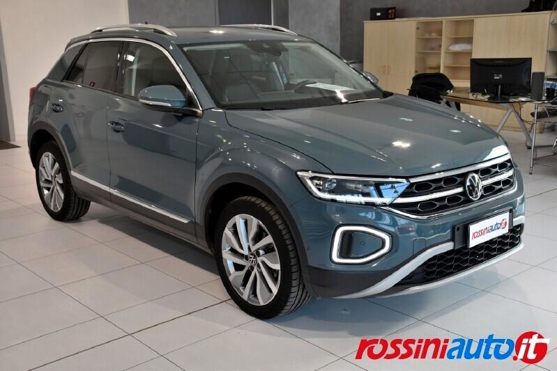 VOLKSWAGEN T-ROC 1.5 TSI 150 CV DSG STYLE + MATRIX LED R18 I.Q