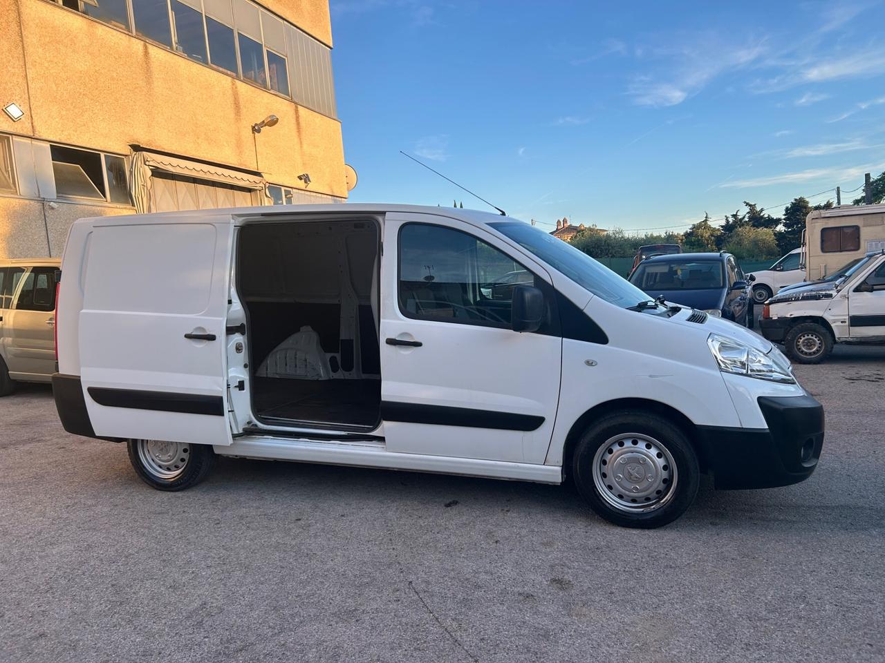 Peugeot Expert 2.0 HDi 125CV Furgone