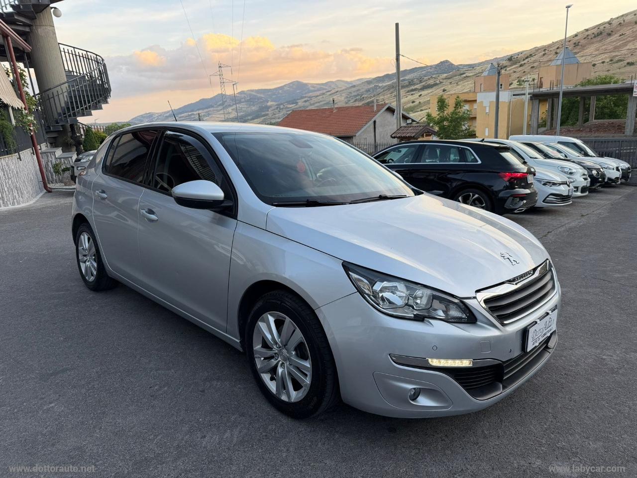 PEUGEOT 308 BlueHDi 120 S&S Allure