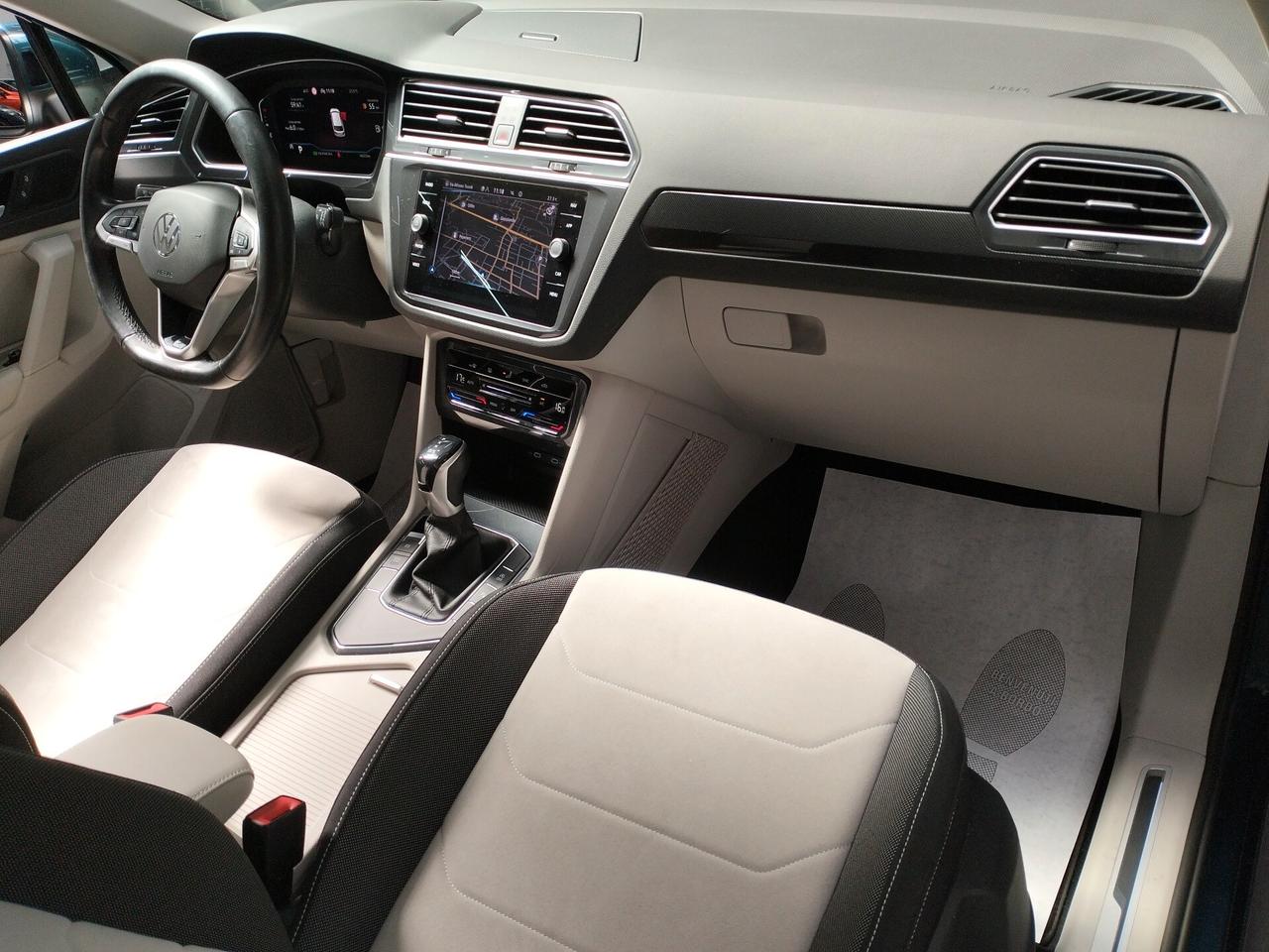 Volkswagen Tiguan II 2021 2.0 tdi Elegance 150cv dsg * IVA ESPOSTA *