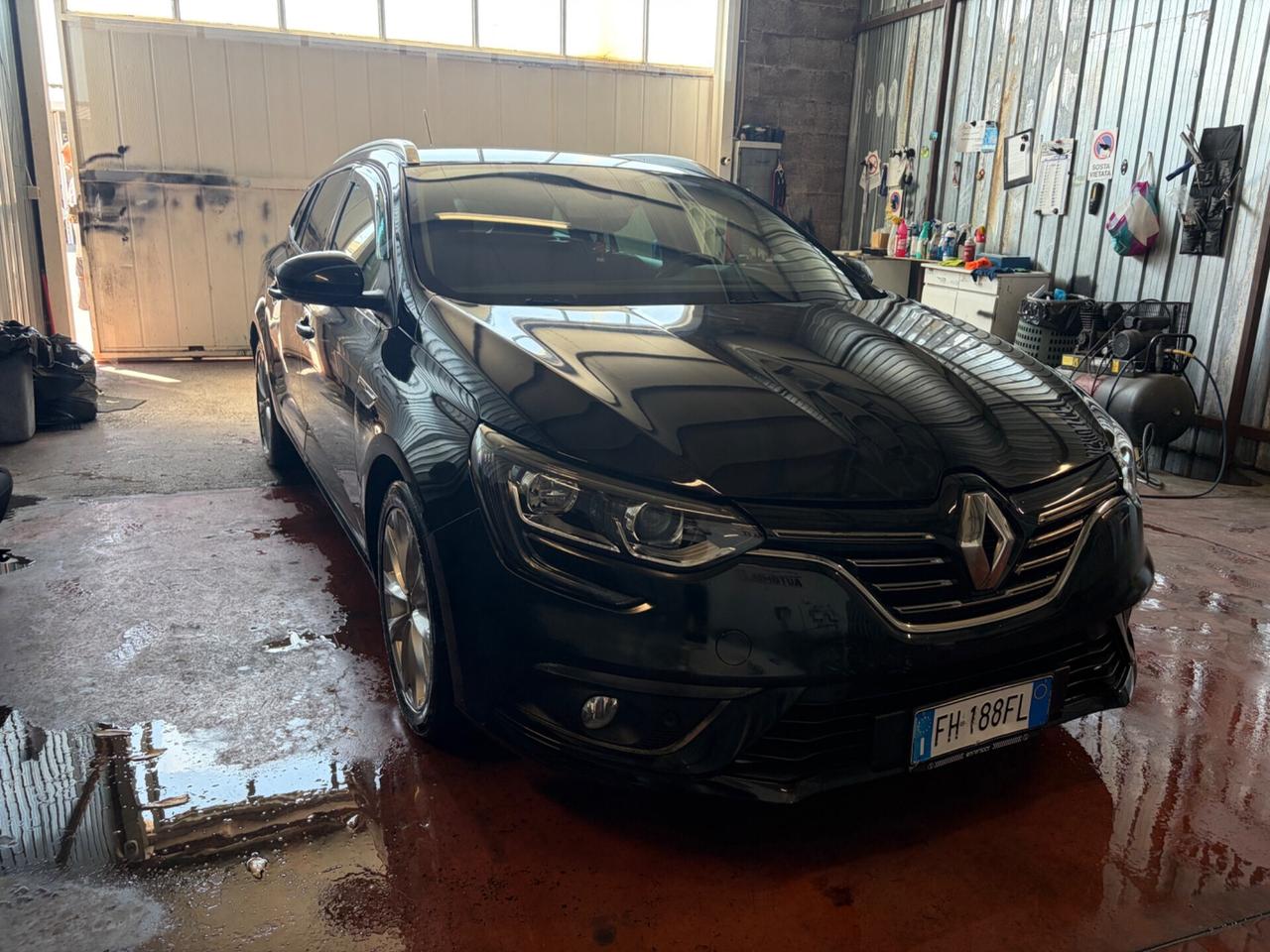 Renault Megane SPORT TOUR Energy KM VERI