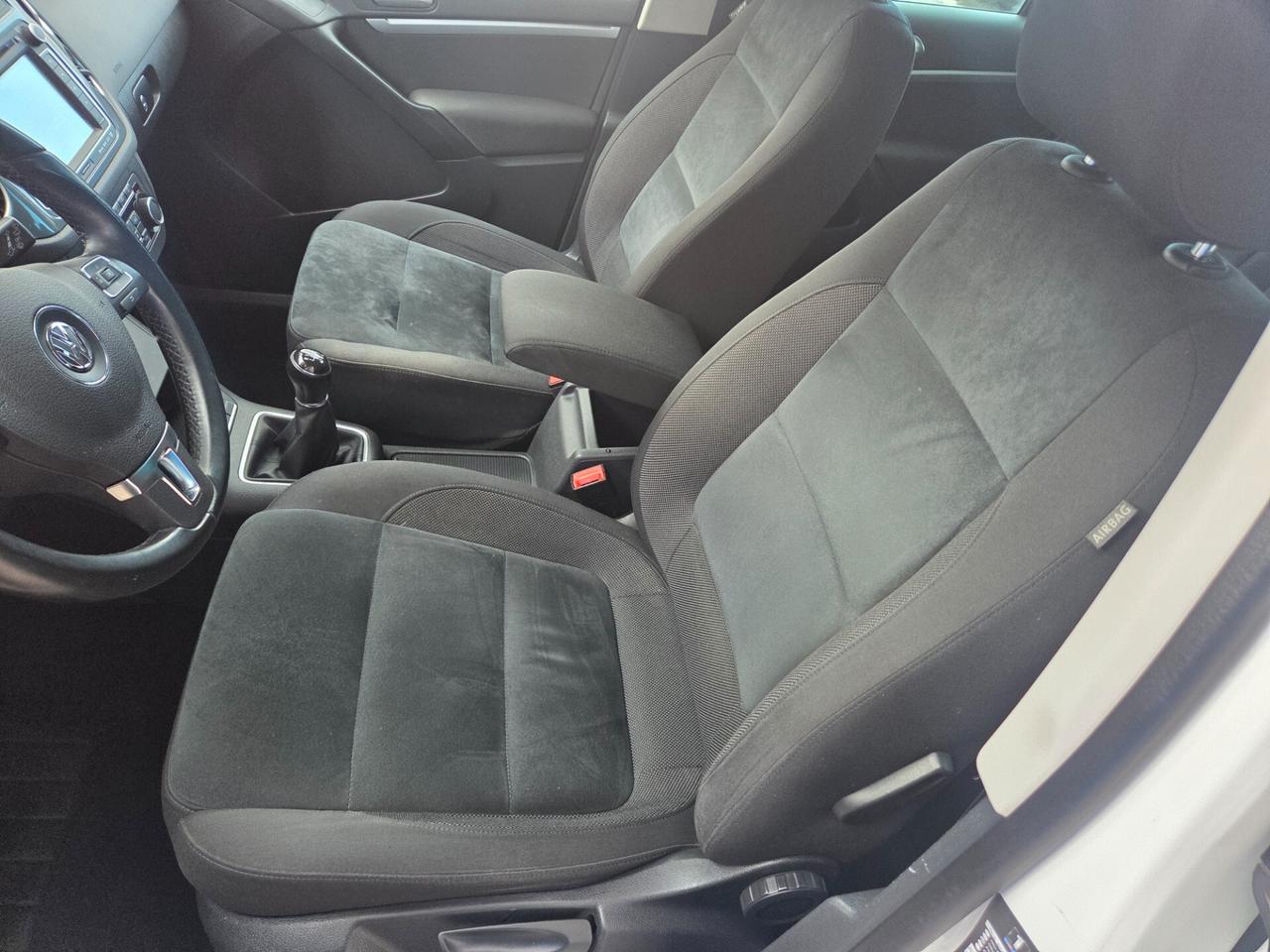 VW TIGUAN 2.0 TDI ANNO 2015 NAVI PARK ASSIST KMCERTIF