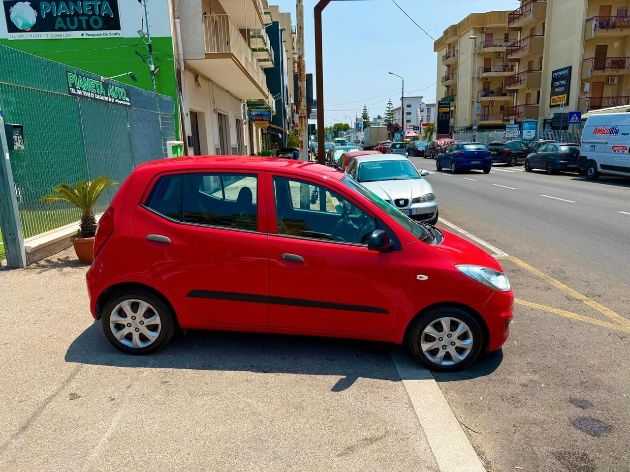Hyundai i10 1.1 BENZINA - ANNO 04/2012 - NEOPATENTATO