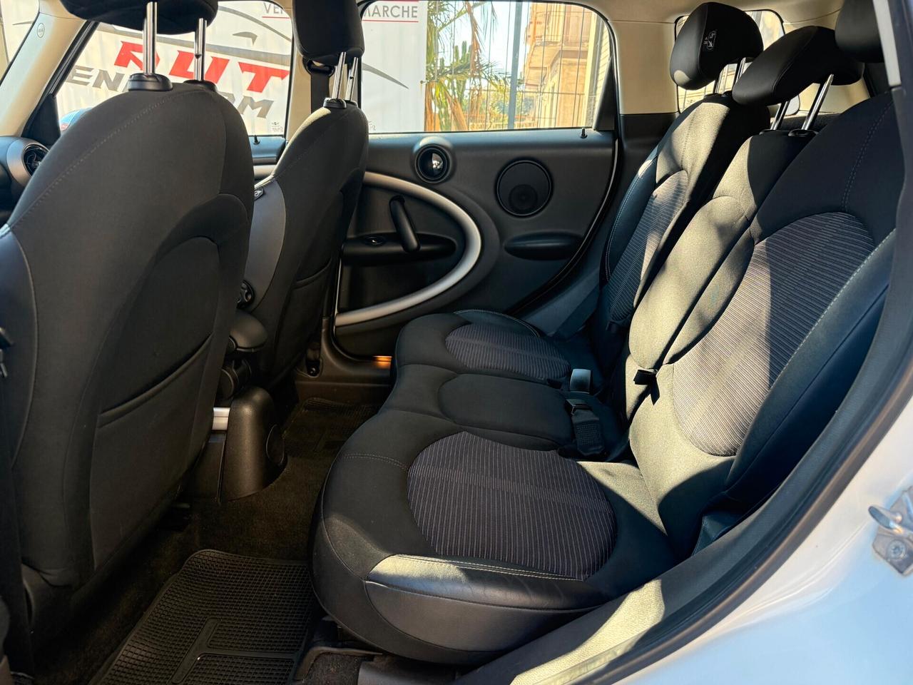 Mini Cooper D Countryman 1.6 110CV