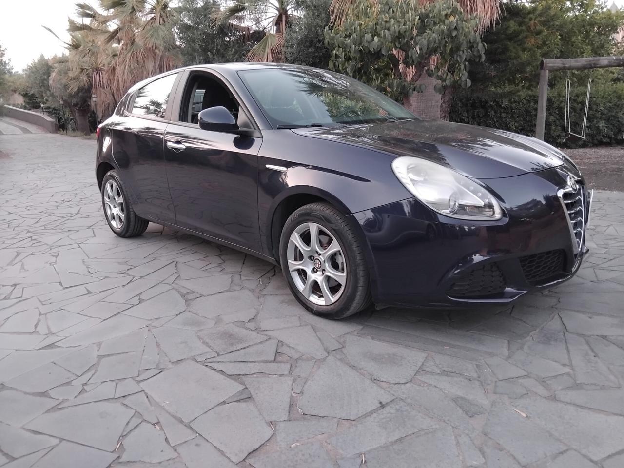 Alfa Romeo Giulietta 1.6 JTDm-2 105 CV Distinctive