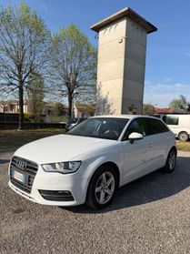 Audi A3 1.6 TDI clean diesel S tronic Ambition