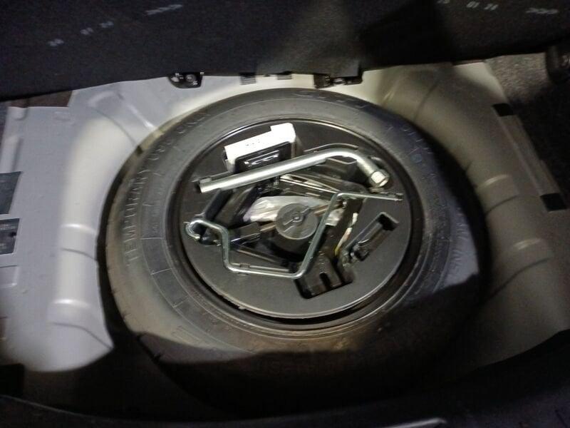 Lancia Ypsilon Ypsilon 1.0 FireFly 5 porte S&S Hybrid Platino