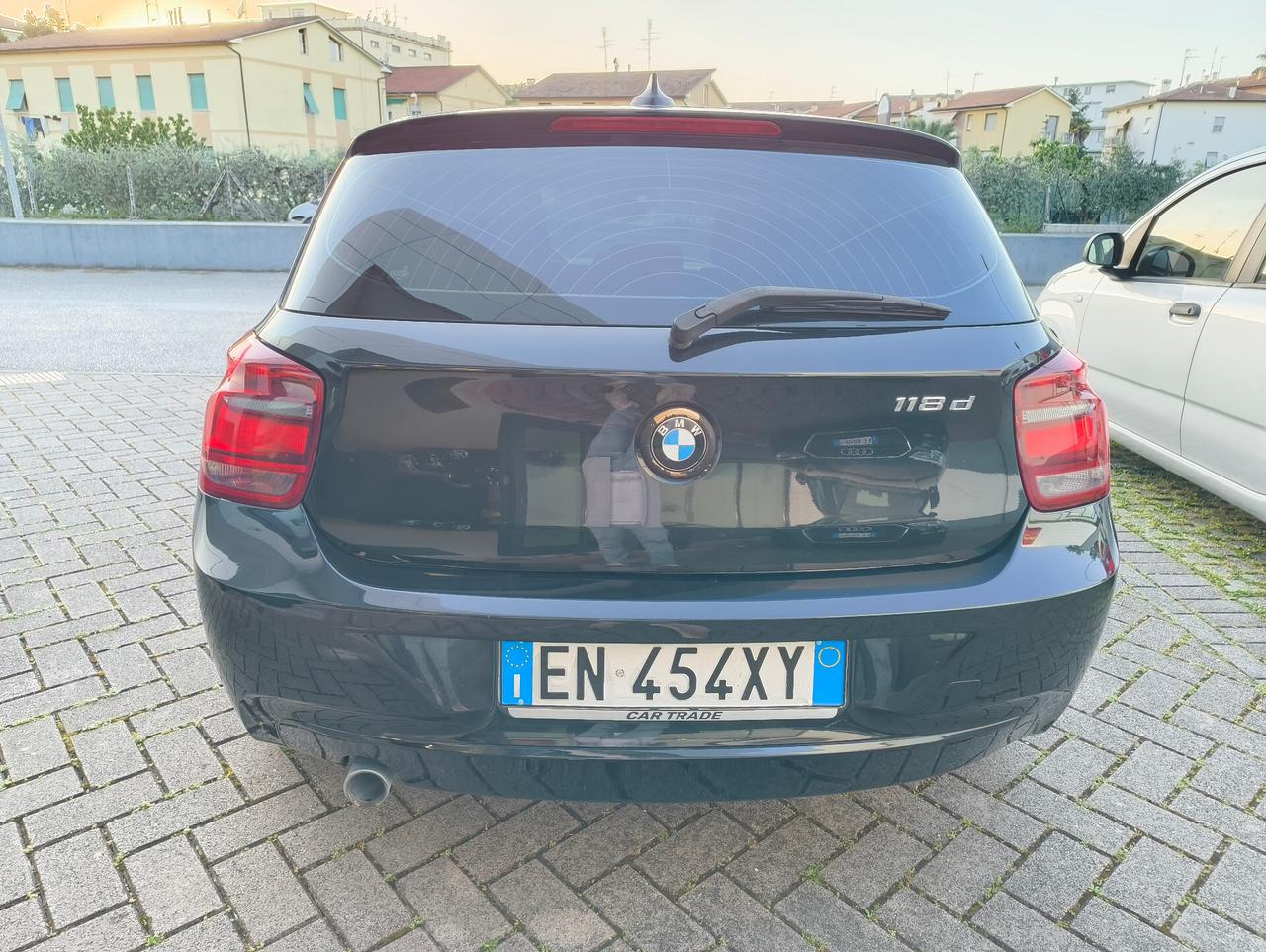 Bmw 118 118d 5p. Urban