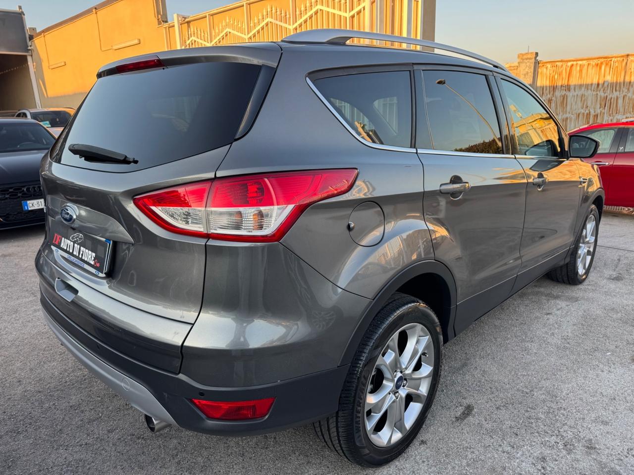 Ford Kuga 2.0 TDCI 163 CV 4WD Titanium NAVI RETROCAMERA
